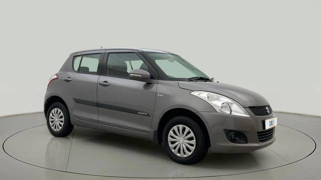 https://images10.gaadi.com/usedcar_image/4571743/original/764218d6f6989c724948acda6c776571.jpg?imwidth=6400