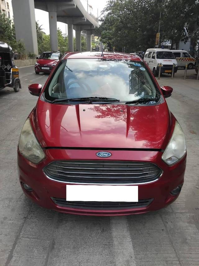 https://images10.gaadi.com/usedcar_image/4571745/original/processed_3f7bbb9e6cf3fa718d9f8f8a105e8f17.jpg?imwidth=6402
