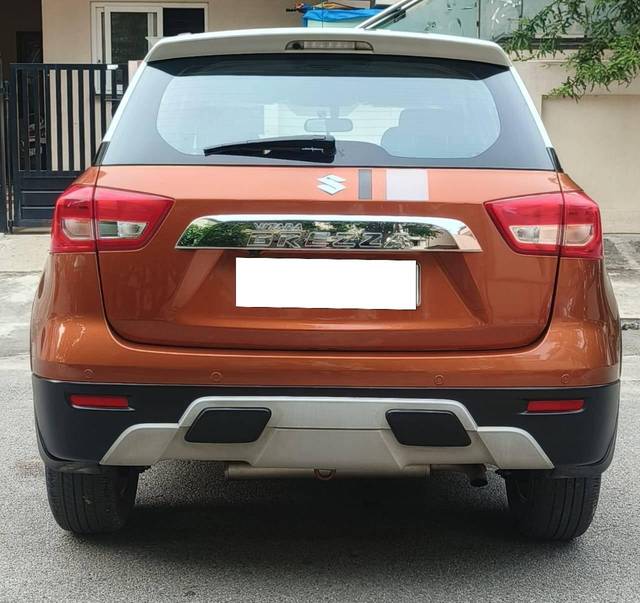 https://images10.gaadi.com/usedcar_image/4571759/original/processed_4597c9ec515fb2f0eae8b5bb43adcab3.jpg?imwidth=6402