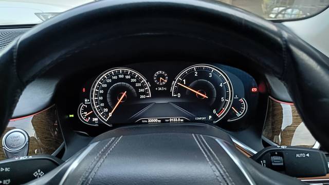 https://images10.gaadi.com/usedcar_image/4571769/original/84864399d1528a5250fe89174ffdd95e.jpeg?imwidth=6402
