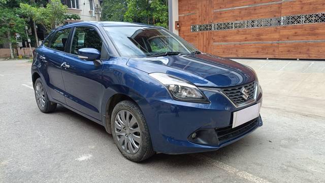 https://images10.gaadi.com/usedcar_image/4571777/original/4d9faf7f47d4caf693a5f3363c031938.jpg?imwidth=6400