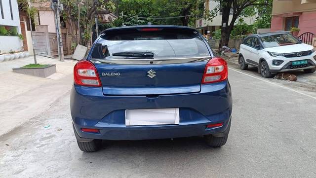 https://images10.gaadi.com/usedcar_image/4571777/original/processed_e715eb7cc3c4363c5486d5ef73b4bd48.jpg?imwidth=6402