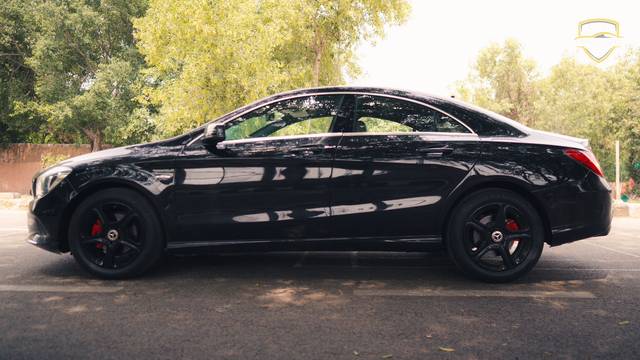 https://images10.gaadi.com/usedcar_image/4571788/original/cdae22f349c9af1efbdc23cb93fe9ea5.jpg?imwidth=6401