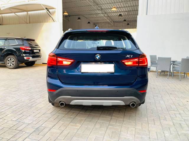 https://images10.gaadi.com/usedcar_image/4571796/original/processed_31dc38bf1d2a628c1424023c0ba92510.jpeg?imwidth=6401