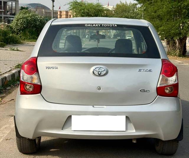 https://images10.gaadi.com/usedcar_image/4571800/original/processed_2ca6b0b2-5795-45d2-a63d-71de3a6d901c.jpg?imwidth=6401