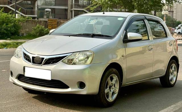 https://images10.gaadi.com/usedcar_image/4571800/original/processed_90fb9802-7937-4c61-9907-93745c23ba9c.jpg?imwidth=6402