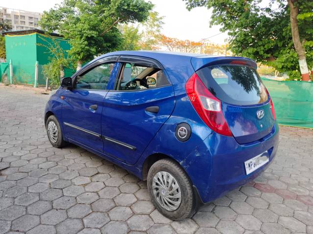 https://images10.gaadi.com/usedcar_image/4571822/original/processed_1e07deb075386b72a75223db73f6f88a.jpeg?imwidth=6402