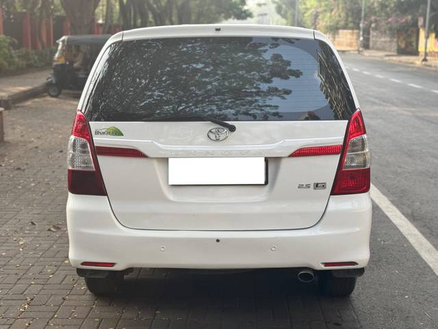 https://images10.gaadi.com/usedcar_image/4571823/original/processed_00b4232b5d7b13d8727da4e832fcd140.jpg?imwidth=6402