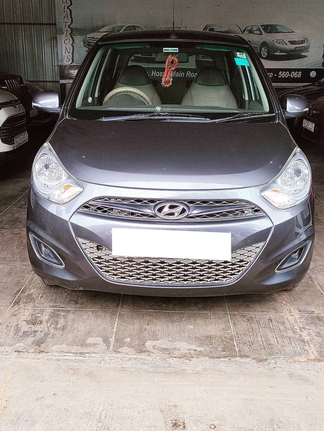 https://images10.gaadi.com/usedcar_image/4571828/original/processed_11702c62b084834e348f995d118cc34f.jpg?imwidth=6400