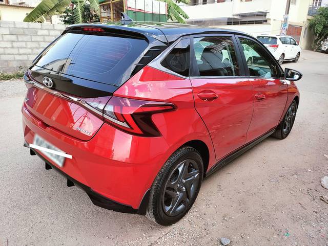 https://images10.gaadi.com/usedcar_image/4571866/original/processed_5ea45479b88d8b2fc81ed48398f12e79.jpg?imwidth=6402