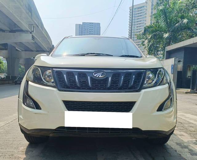 https://images10.gaadi.com/usedcar_image/4571899/original/processed_6e684509d7a87f356d1a6801602f97e8.jpeg?imwidth=6402