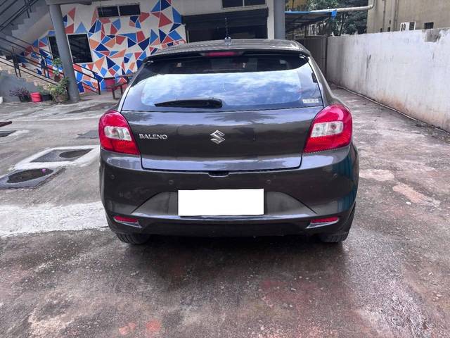 https://images10.gaadi.com/usedcar_image/4571924/original/processed_5bb420e0e252e089067fbf0840394bf7.jpg?imwidth=6402