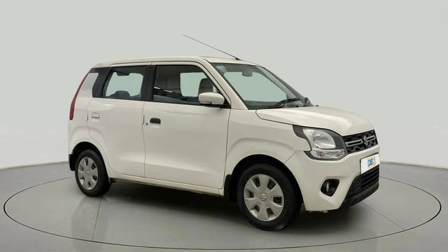 https://images10.gaadi.com/usedcar_image/4571927/original/b0b09c159e2d96d816e20209b63c957a.jpg?imwidth=6400