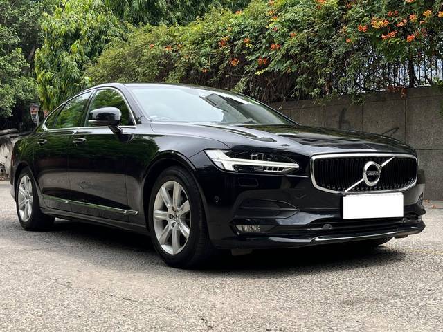 https://images10.gaadi.com/usedcar_image/4571932/original/processed_4f7a1daf16b0952158301d5506ce8375.jpg?imwidth=6400