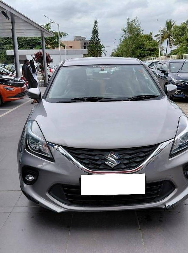 https://images10.gaadi.com/usedcar_image/4571935/original/processed_9bd3ef0165001a36b5f3e57810b4a913.jpg?imwidth=6400