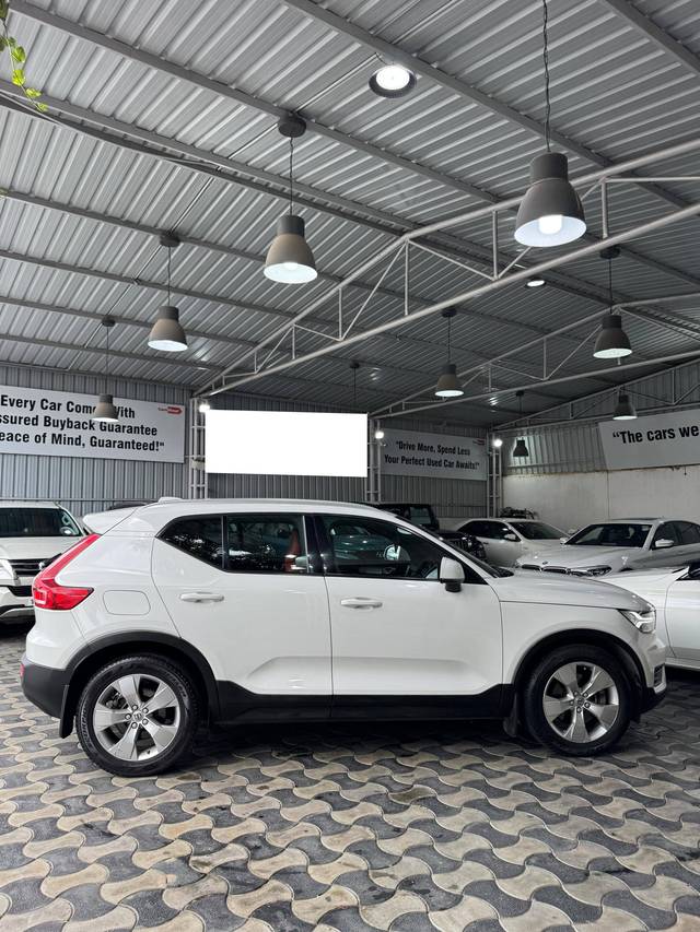 https://images10.gaadi.com/usedcar_image/4571937/original/processed_b662299ae7894cccfc37097044e123cd.jpg?imwidth=6401