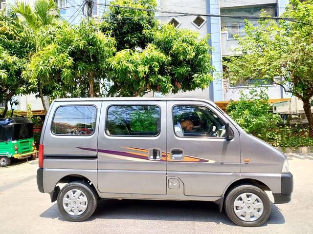 https://images10.gaadi.com/usedcar_image/4571938/original/05efeadd2fb4f18221095f6c54f1255a.jpg?imwidth=6401