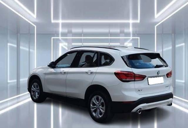https://images10.gaadi.com/usedcar_image/4571942/original/processed_f251be23bc1f3ff600ce98d1e4e83e6e.jpeg?imwidth=6402