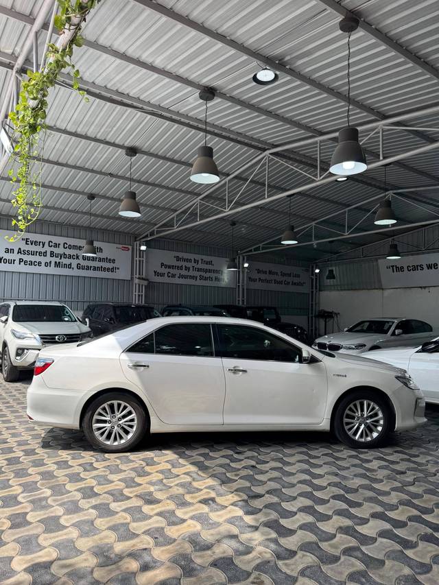 https://images10.gaadi.com/usedcar_image/4572016/original/processed_59a58861d30e2ef6ef9404b089d5b5f8.jpg?imwidth=6402