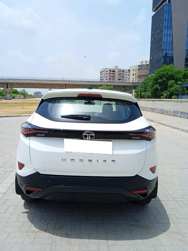 https://images10.gaadi.com/usedcar_image/4572039/original/processed_be1b4289903fffb30d23d2d9e1352c74.jpg?imwidth=6402