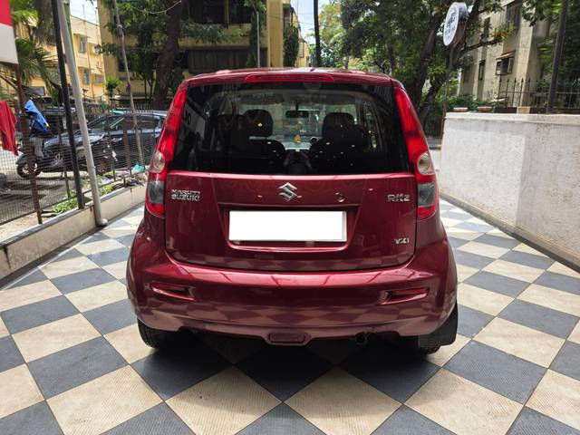 https://images10.gaadi.com/usedcar_image/4572042/original/processed_d3d6e37d8d00f649156cec9c3a9fe08b.jpg?imwidth=6401