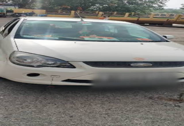 https://images10.gaadi.com/usedcar_image/4572043/original/bbaa1db5-a16f-4001-85b1-2b16e0763077.?imwidth=6400