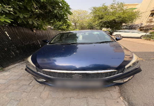 https://images10.gaadi.com/usedcar_image/4572044/original/0fe8b455-8f8c-4259-a9e2-87636fbb9857.?imwidth=6400