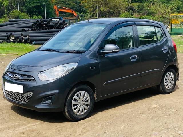 https://images10.gaadi.com/usedcar_image/4572082/original/processed_c5fe48c628a669923b5757d882a948cb.jpg?imwidth=6401