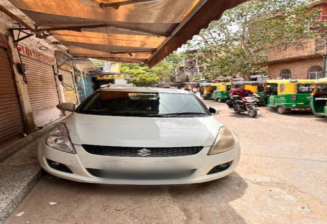 https://images10.gaadi.com/usedcar_image/4572083/original/50f34cfd-33d7-4ab8-8248-dd74079ef94c.?imwidth=6400