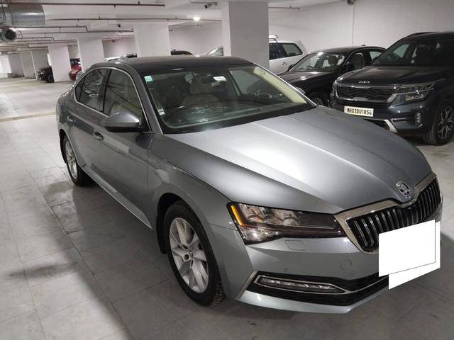 https://images10.gaadi.com/usedcar_image/4572086/original/processed_225780dd53a027c1c4fb3b3be84adc65.jpg?imwidth=6400