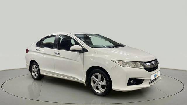 https://images10.gaadi.com/usedcar_image/4572094/original/dd38c8351a7bfd175d4c16b6608c3357.jpg?imwidth=6400