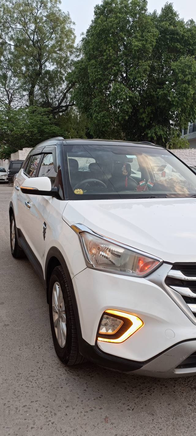 https://images10.gaadi.com/usedcar_image/4572096/original/ec57691fc5354dcb9c65e45a755d74a8.jpg?imwidth=6401