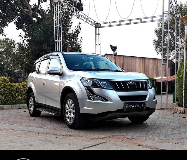 https://images10.gaadi.com/usedcar_image/4572142/original/processed_8d414bac03a7b923b0809a2e79142676.jpg?imwidth=6400