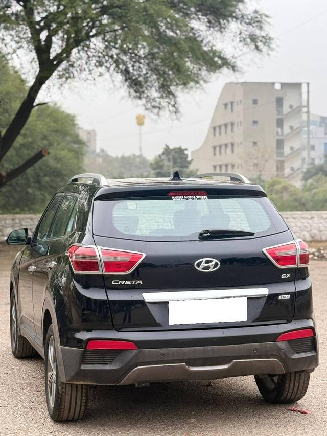 https://images10.gaadi.com/usedcar_image/4572145/original/processed_ac2297465dd6e0118548189310b83ad6.jpg?imwidth=6402