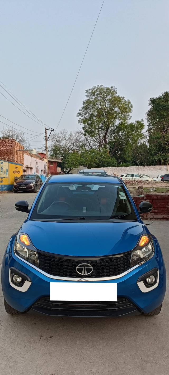 https://images10.gaadi.com/usedcar_image/4572146/original/processed_03edbd753a8bfca27d8de44eeb8598f2.jpg?imwidth=6400