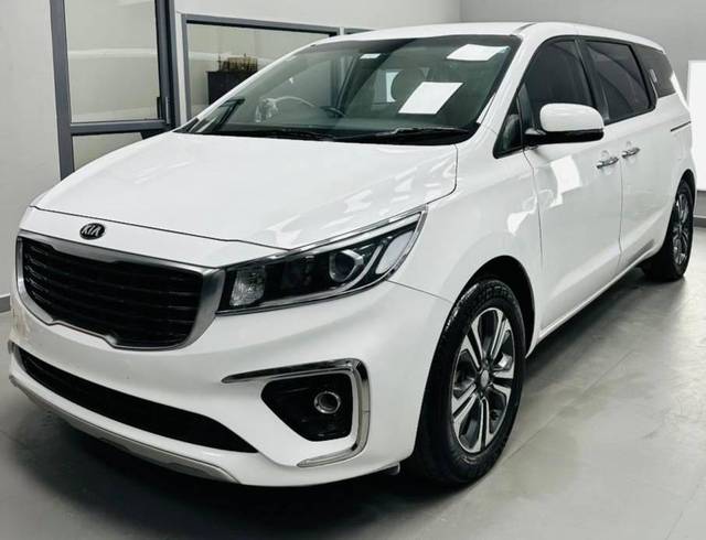 https://images10.gaadi.com/usedcar_image/4572153/original/processed_e1ab9f2fd20f1aa4bab7a61172c77772.jpg?imwidth=6402
