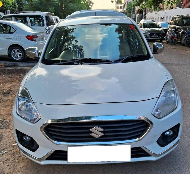 https://images10.gaadi.com/usedcar_image/4572165/original/processed_120b70e44fb4b8567650b1c1d380314b.jpg?imwidth=6400