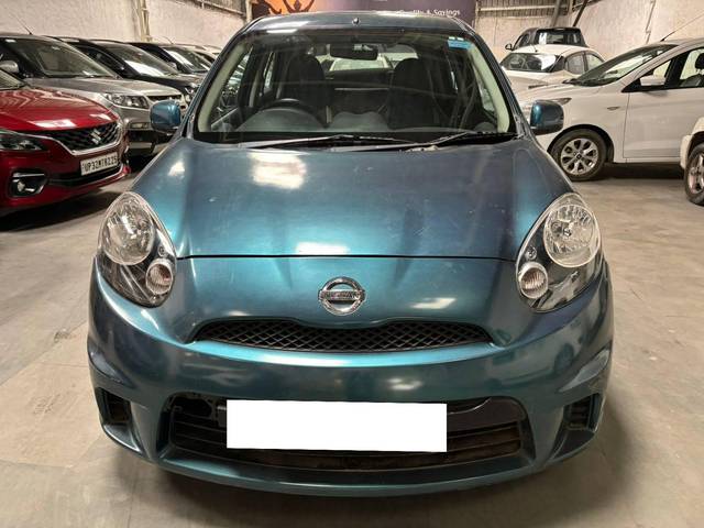 https://images10.gaadi.com/usedcar_image/4572166/original/processed_3015382c786ee24fce0a76ae3b4bda00.jpg?imwidth=6402