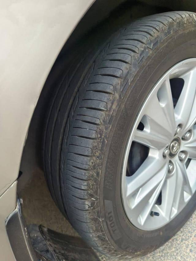 https://images10.gaadi.com/usedcar_image/4572198/original/processed_4be20dc8367386356fe9a969ae3117de.jpg?imwidth=6402
