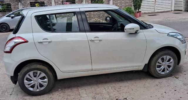 https://images10.gaadi.com/usedcar_image/4572200/original/processed_03a62f2e2a457627ddd1f9490068a280.jpg?imwidth=6402