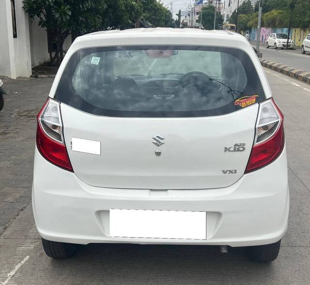 https://images10.gaadi.com/usedcar_image/4572204/original/processed_7d1af7ad9b75a0f2592a3fc6f8bf6778.jpg?imwidth=6402