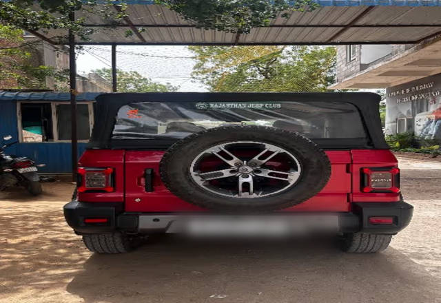 https://images10.gaadi.com/usedcar_image/4572206/original/b3723f8a-2684-4f4b-985d-8a5f960c14c3.?imwidth=6400
