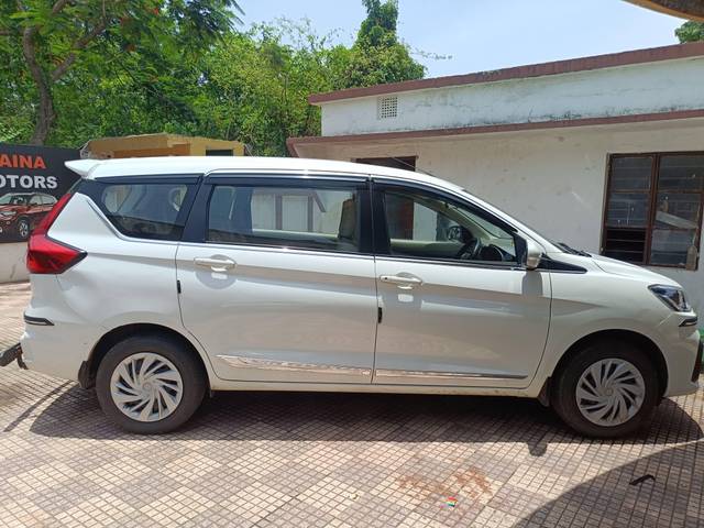 https://images10.gaadi.com/usedcar_image/4572212/original/processed_46b6d9ccc9dd9fdcb16d312b2ae12919.jpg?imwidth=6401
