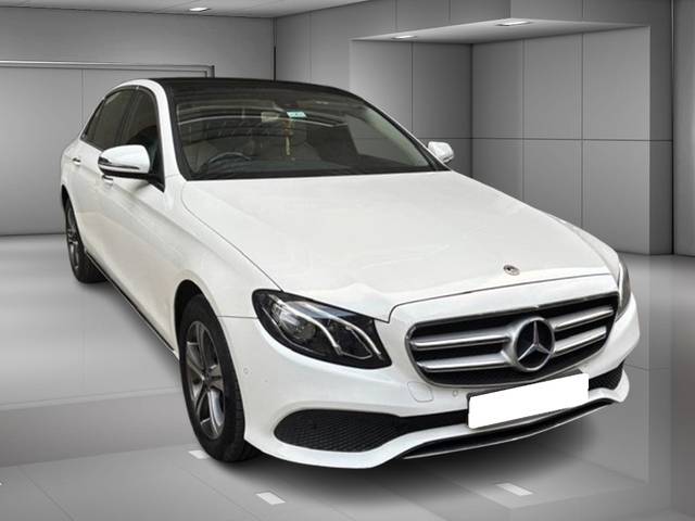 https://images10.gaadi.com/usedcar_image/4572222/original/0bb033051401158015c231114b21ad8a.jpg?imwidth=6400