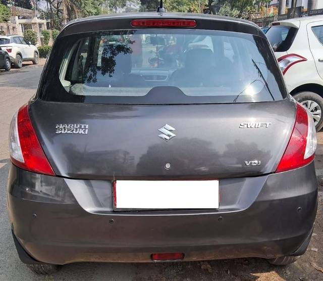 https://images10.gaadi.com/usedcar_image/4572223/original/processed_f24b82ff9d8ea3b919732e852a6e6203.jpg?imwidth=6402