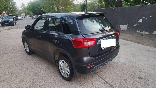 https://images10.gaadi.com/usedcar_image/4572227/original/processed_4d08fe2341a689dba896cc112d114055.jpg?imwidth=6401