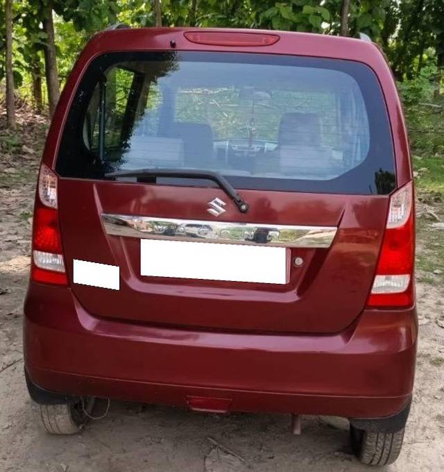 https://images10.gaadi.com/usedcar_image/4572232/original/processed_00599409038ed60fafb56d49e59451f3.jpg?imwidth=6402