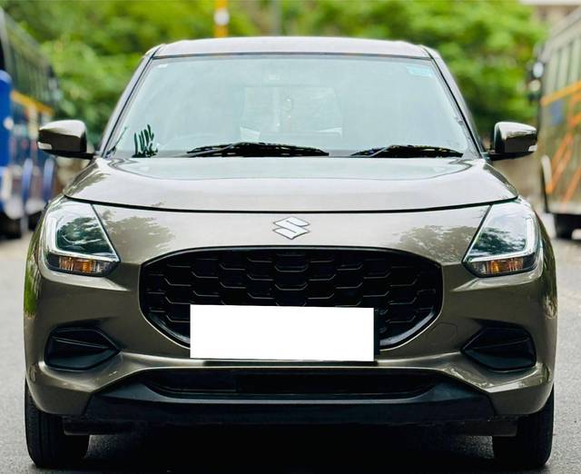 https://images10.gaadi.com/usedcar_image/4572235/original/processed_7e700cafd34748fef47b7be3ebe72512.jpg?imwidth=6402