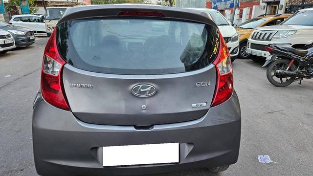 https://images10.gaadi.com/usedcar_image/4572242/original/processed_1849bb3da39c485ecb293c53a234aee3.jpg?imwidth=6401