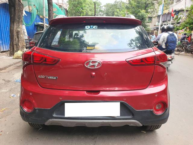 https://images10.gaadi.com/usedcar_image/4572247/original/processed_3a77c58243d04917a0d1d374a49a3012.jpg?imwidth=6401